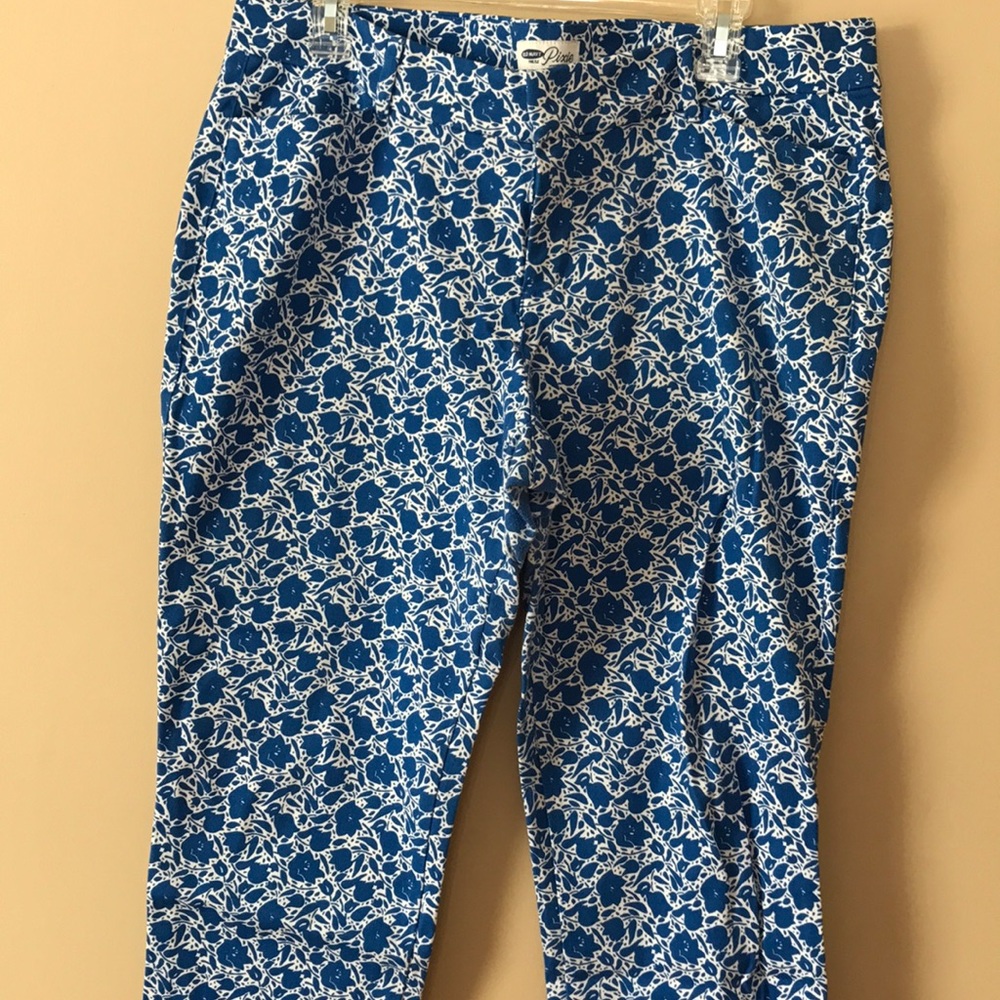 GAP flower jeans